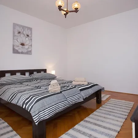Rose Apartamento *